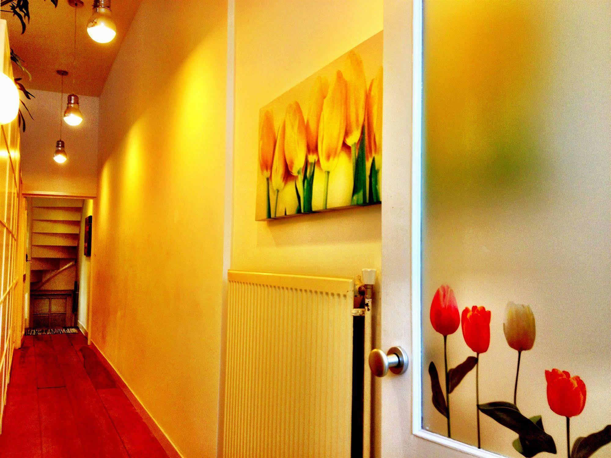 Bed and Breakfast Tulip Of Amsterdam Exterior foto